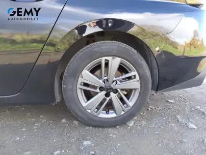 Photo 10 Peugeot 308  SW BlueHDi 130ch S&S EAT8