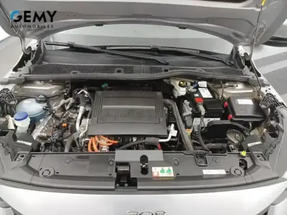 Photo 12 Peugeot 208  Electrique 50 kWh 136ch