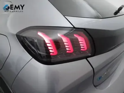 Photo 20 Peugeot 208  Electrique 50 kWh 136ch