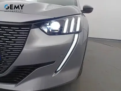 Photo 19 Peugeot 208  Electrique 50 kWh 136ch