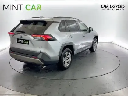 Photo 6 Toyota Rav4  Hybride Pro 218 ch 2WD