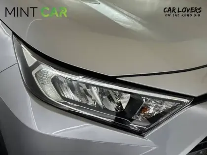 Photo 26 Toyota Rav4  Hybride Pro 218 ch 2WD