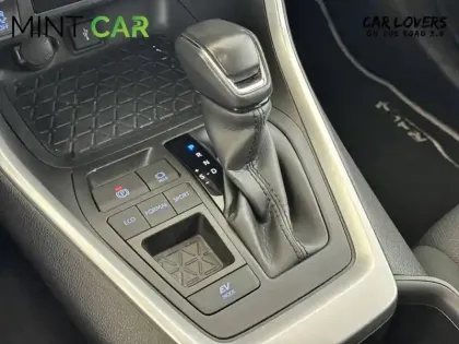 Photo 14 Toyota Rav4  Hybride Pro 218 ch 2WD