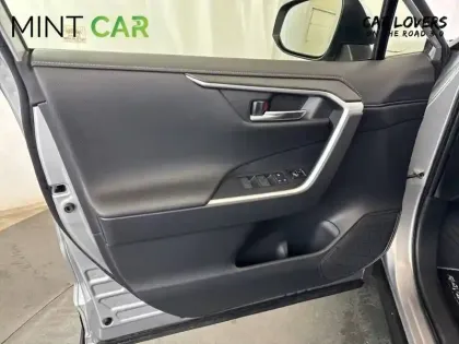 Photo 21 Toyota Rav4  Hybride Pro 218 ch 2WD