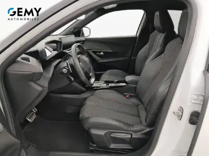 Photo 42 Peugeot 2008  PureTech 130 S&S EAT8