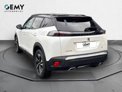 Photo 6 Peugeot 2008  PureTech 130 S&S EAT8