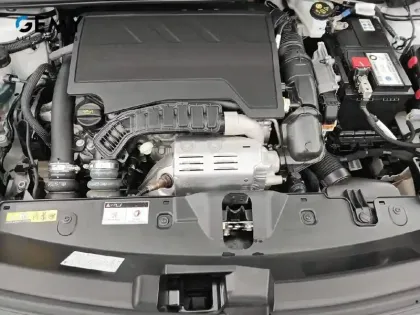 Photo 45 Peugeot 2008  PureTech 130 S&S EAT8