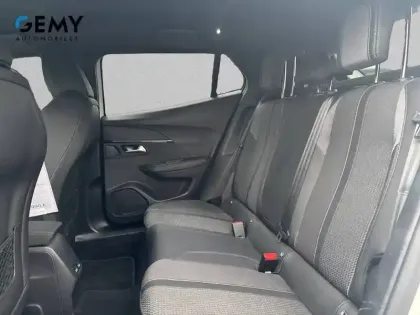 Photo 9 Peugeot 2008  PureTech 130 S&S EAT8