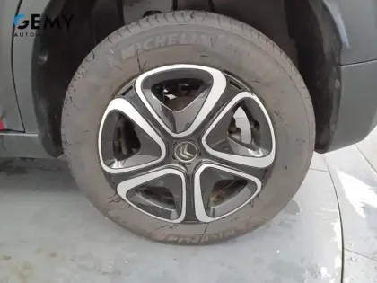 Photo 31 Citroën C3 Aircross  PureTech 110 S&S BVM6