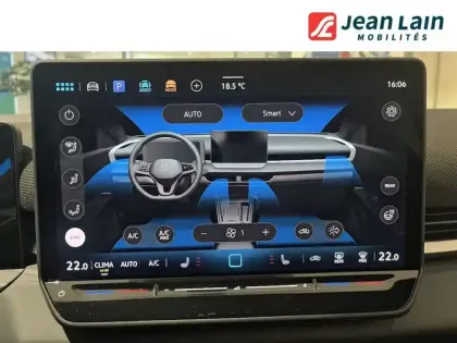 Photo 13 Volkswagen T-roc  1.5 eTSI EVO2 Hybrid 150 ch DSG7