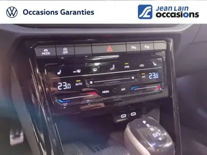 Photo 16 Volkswagen T-roc  1.5 TSI EVO2 150 Start/Stop DSG7