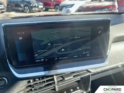 Photo 12 Peugeot 2008  PureTech 130 S&S EAT8