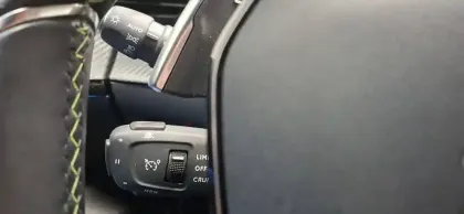 Photo 18 Peugeot 2008  PureTech 130 S&S EAT8