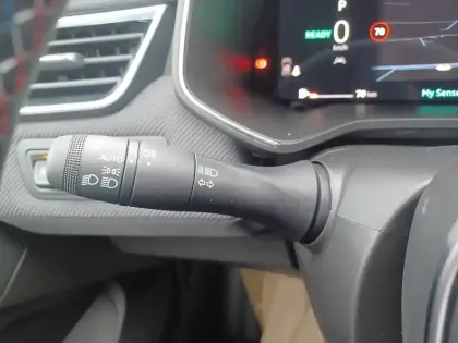 Photo 19 Renault Clio  E-Tech full hybrid 145 ch GSR2