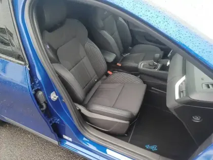 Photo 11 Renault Clio  E-Tech full hybrid 145 ch GSR2