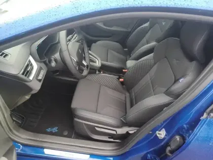 Photo 9 Renault Clio  E-Tech full hybrid 145 ch GSR2