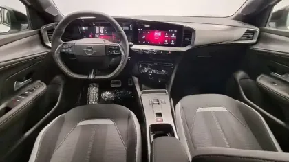 Photo 40 Opel Mokka  1.2 Turbo Hybrid 145 ch e-DCT6