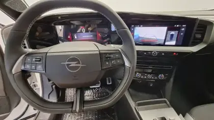 Photo 2 Opel Mokka  1.2 Turbo Hybrid 145 ch e-DCT6