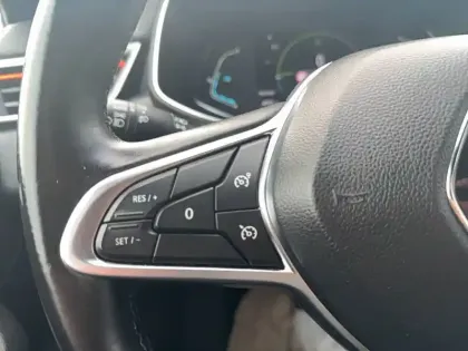 Photo 37 Renault Clio  E-Tech 140