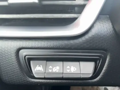 Photo 40 Renault Clio  E-Tech 140