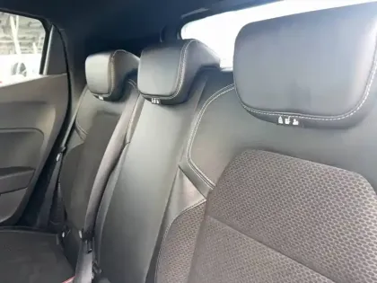 Photo 18 Renault Clio  E-Tech 140