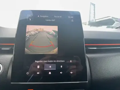 Photo 42 Renault Clio  E-Tech 140