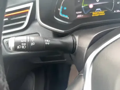 Photo 38 Renault Clio  E-Tech 140