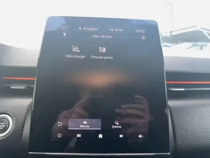 Photo 23 Renault Clio  E-Tech 140