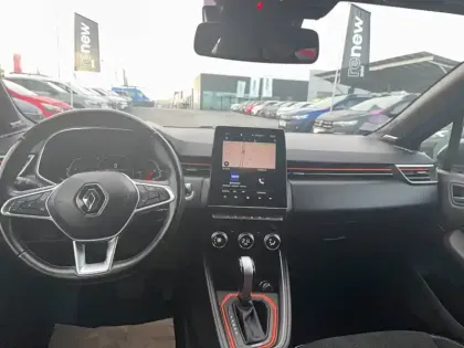 Photo 2 Renault Clio  E-Tech 140