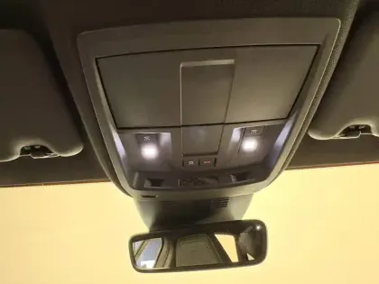 Photo 109 Peugeot 3008  Hybrid 145 e-DCS6