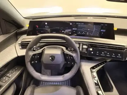 Photo 16 Peugeot 3008  Hybrid 145 e-DCS6