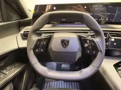 Photo 61 Peugeot 3008  Hybrid 145 e-DCS6