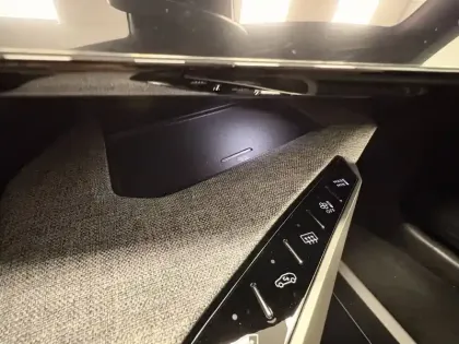 Photo 131 Peugeot 3008  Hybrid 145 e-DCS6