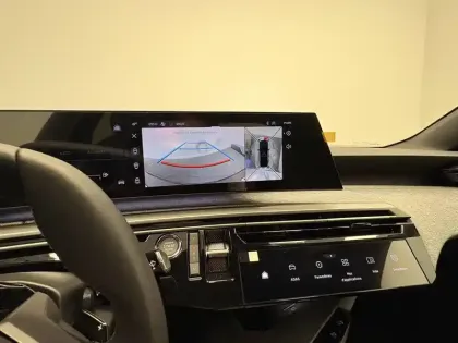 Photo 86 Peugeot 3008  Hybrid 145 e-DCS6