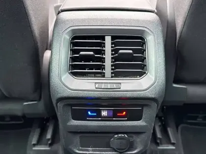 Photo 48 Volkswagen Tiguan  2.0 TDI 150ch DSG7