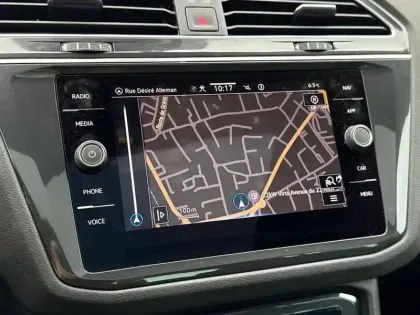 Photo 23 Volkswagen Tiguan  2.0 TDI 150ch DSG7