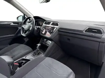 Photo 8 Volkswagen Tiguan  2.0 TDI 150ch DSG7