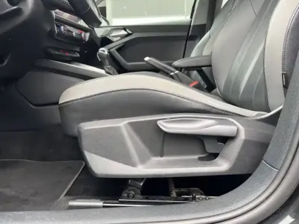 Photo 33 Audi A1  Sportback 30 TFSI 116 ch S tronic 7