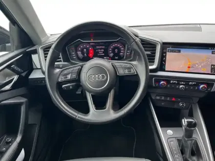 Photo 11 Audi A1  Sportback 30 TFSI 116 ch S tronic 7