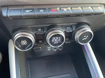 Photo 13 Renault Clio  TCe 90 - 21N