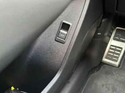 Photo 25 Audi Q3  TFSI 150 ch Hybride S tronic 7