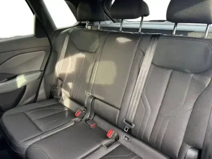 Photo 13 Audi Q3  TFSI 150 ch Hybride S tronic 7