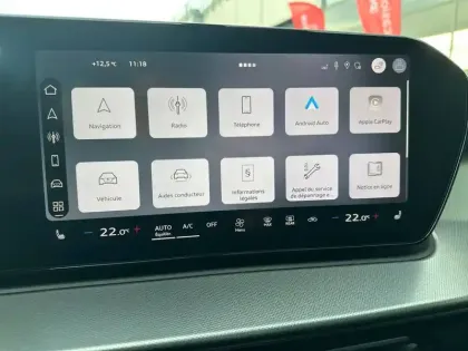 Photo 33 Audi Q3  TFSI 150 ch Hybride S tronic 7