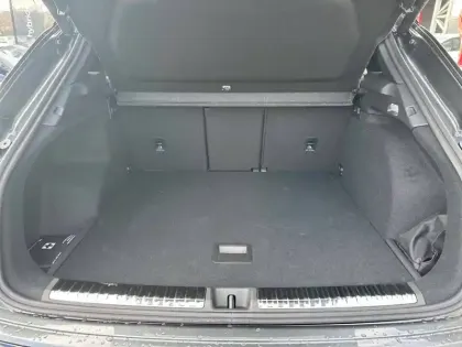 Photo 12 Audi Q3  TFSI 150 ch Hybride S tronic 7