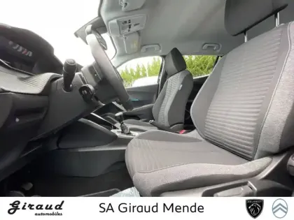 Photo 8 Peugeot 2008  PureTech 130 S&S BVM6