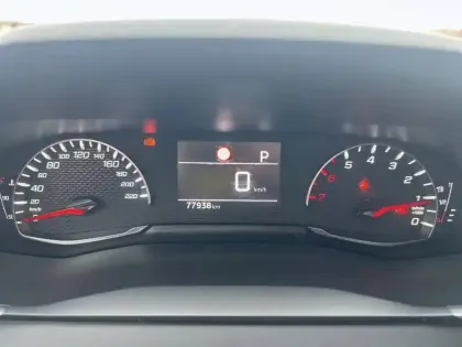 Photo 11 Peugeot 208  PureTech 100 S&S EAT8