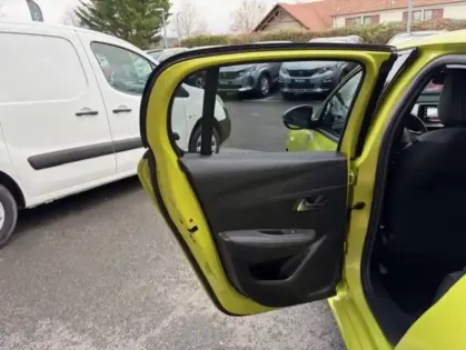 Photo 10 Peugeot 208  PureTech 100 S&S BVM6