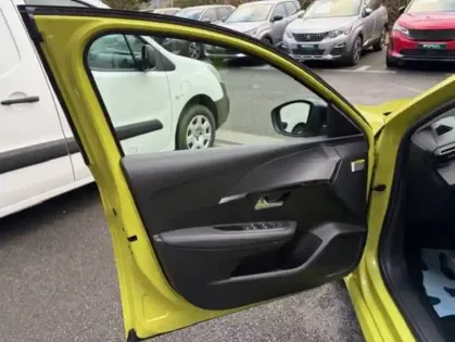 Photo 12 Peugeot 208  PureTech 100 S&S BVM6