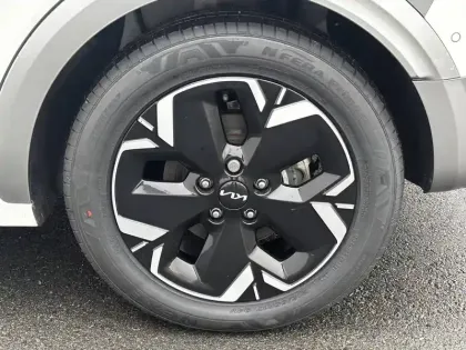 Photo 8 Kia Niro  EV Electrique 204 ch