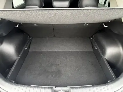 Photo 9 Kia Niro  EV Electrique 204 ch